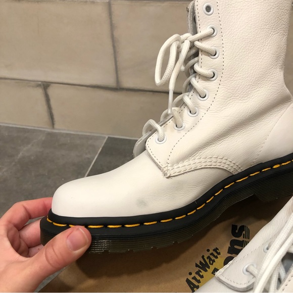 Dr. Martens docs optical white 1460 pascal Virginia lace up combat boot leather - Picture 10 of 10